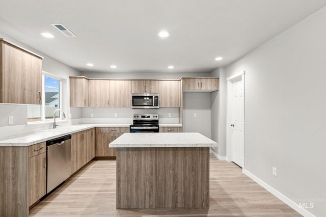 2874 W Taiban Creek Dr, Kuna, ID 83634