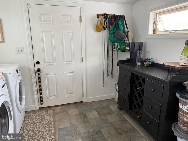 303 BAPTIST RD, Newport, NJ 08345