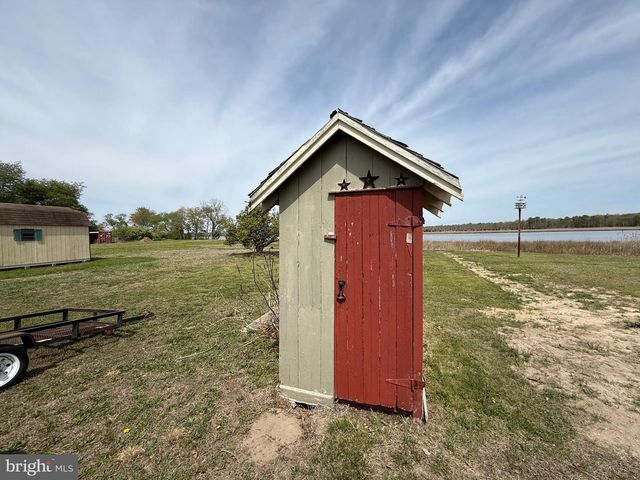 303 BAPTIST RD, Newport, NJ 08345