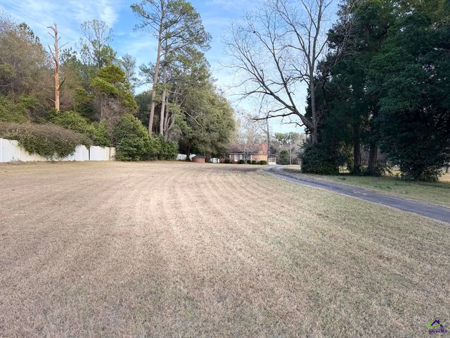 154 HWY 247 Spur, Kathleen, GA 31047