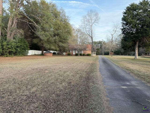 154 HWY 247 Spur, Kathleen, GA 31047