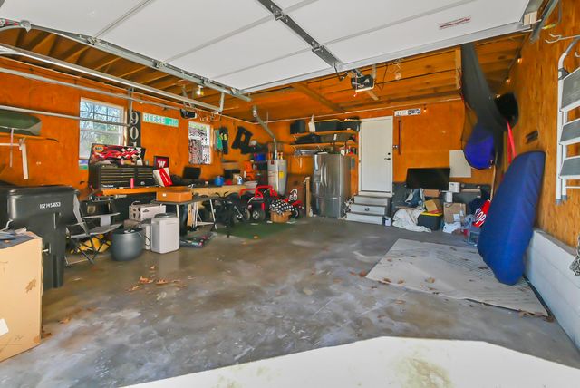 1843 Hidden Harbor Road, Hixson, TN 37343