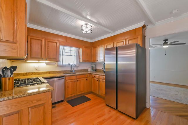 1843 Hidden Harbor Road, Hixson, TN 37343