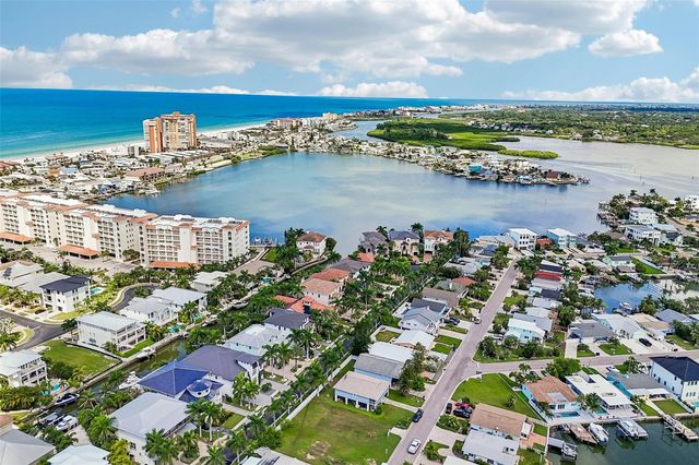 17610 1ST STREET E, Redington Shores, FL 33708