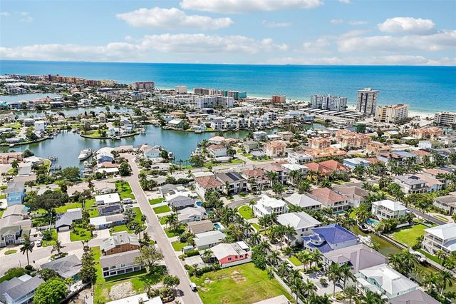 17610 1ST STREET E, Redington Shores, FL 33708