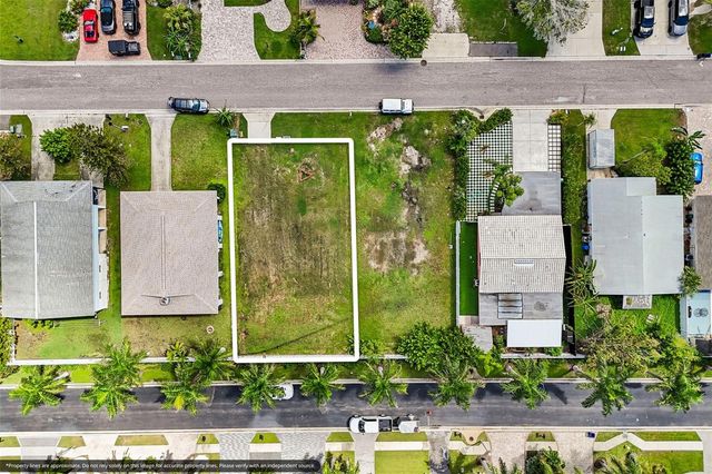 17610 1ST STREET E, Redington Shores, FL 33708