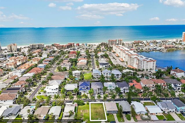 17610 1ST STREET E, Redington Shores, FL 33708