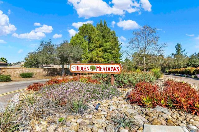 10353 Oak Ranch Lane, Escondido, CA 92026