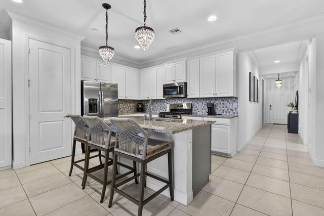 886 Ember Ridge, Loxahatchee, FL 33470