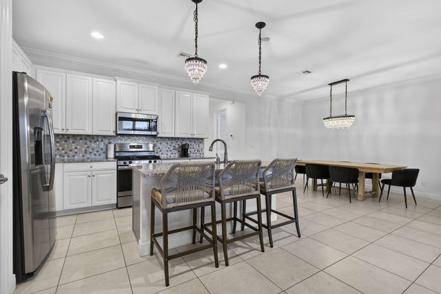 886 Ember Ridge, Loxahatchee, FL 33470