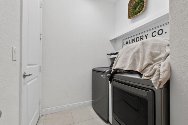 886 Ember Ridge, Loxahatchee, FL 33470