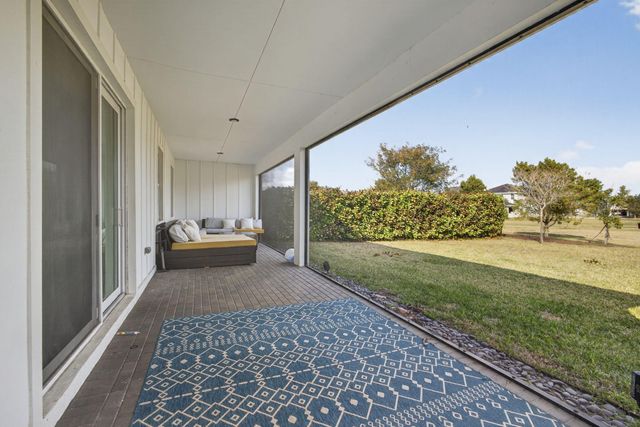 886 Ember Ridge, Loxahatchee, FL 33470