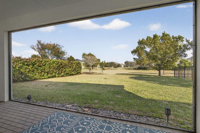 886 Ember Ridge, Loxahatchee, FL 33470