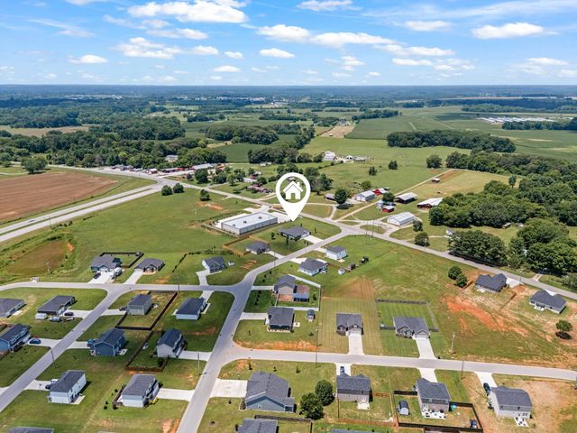 26 Mimosa Dr, Decherd, TN 37324