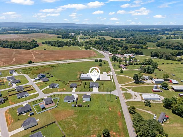 26 Mimosa Dr, Decherd, TN 37324