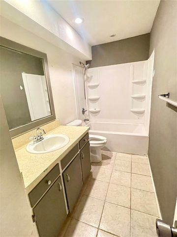 609 Meadow Lane, Frederick, OK 73542