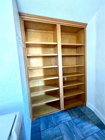 609 Meadow Lane, Frederick, OK 73542