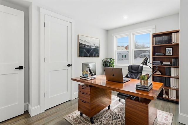 24 Hazelmoor Rd, Yarmouth, MA 02664