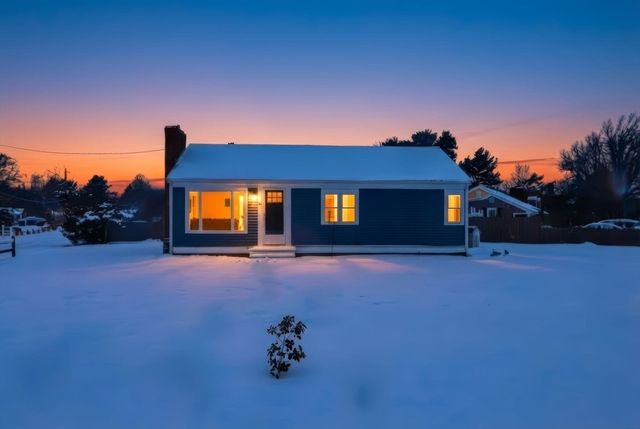 24 Hazelmoor Rd, Yarmouth, MA 02664