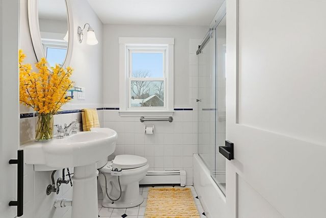 24 Hazelmoor Rd, Yarmouth, MA 02664