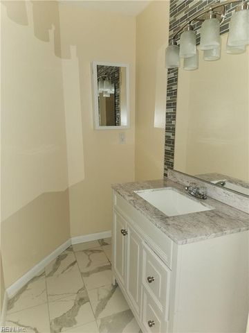 5008 Glenwood WAY, Virginia Beach, VA 23456