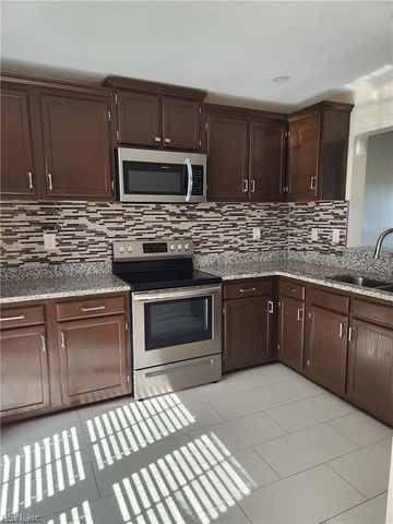 5008 Glenwood WAY, Virginia Beach, VA 23456