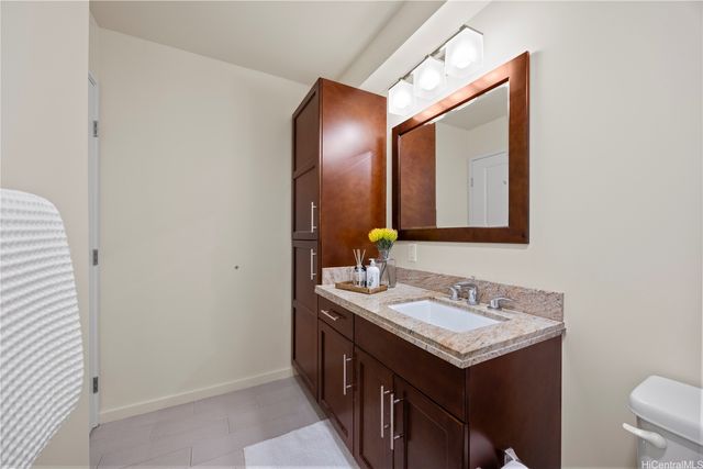 1810 Kaioo Drive B307, Honolulu, HI 96815