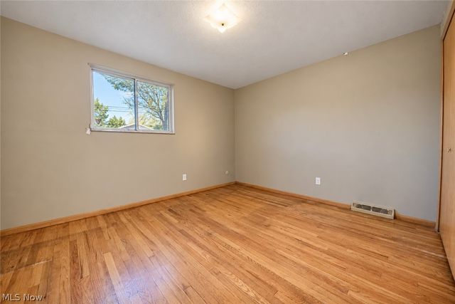 6498 Edgehurst Drive, Brook Park, OH 44142