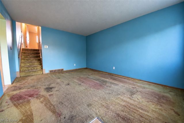 6498 Edgehurst Drive, Brook Park, OH 44142