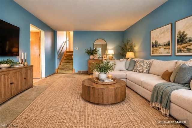 6498 Edgehurst Drive, Brook Park, OH 44142