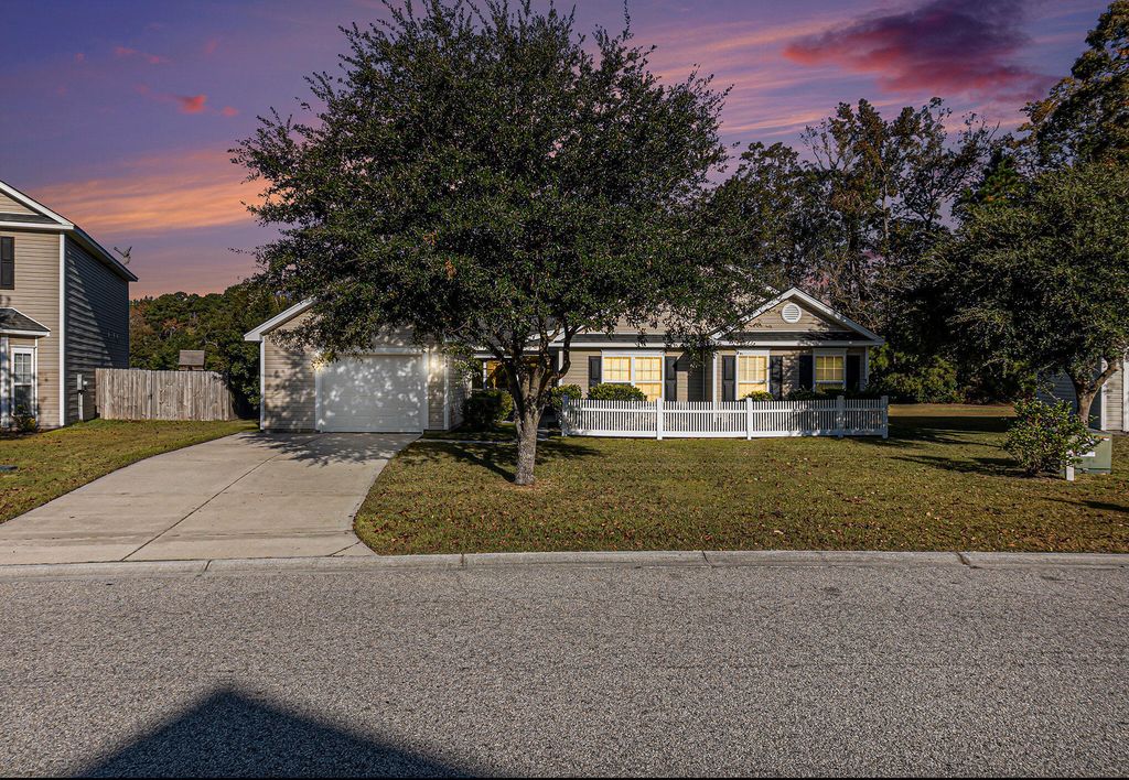 504 Savannah River Drive, Summerville, SC 29485