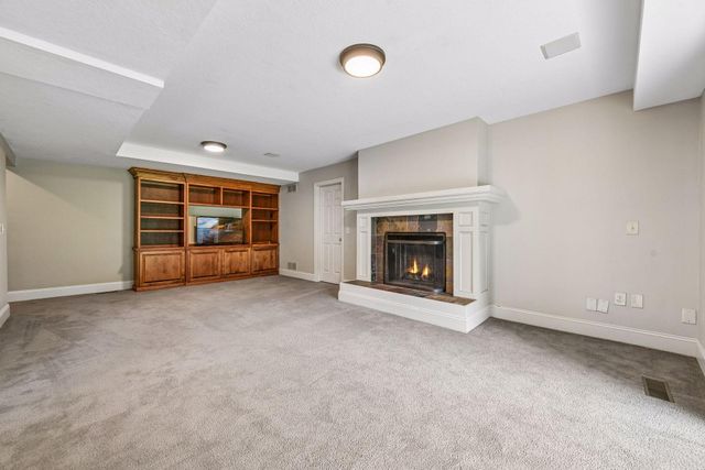 2775 White Oak Circle, Orono, MN 55356