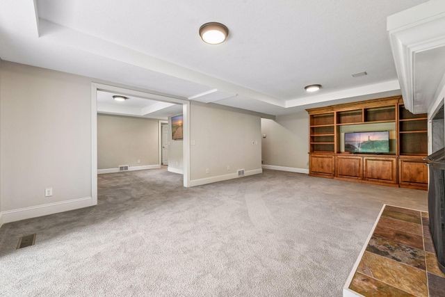 2775 White Oak Circle, Orono, MN 55356