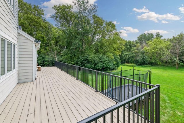 2775 White Oak Circle, Orono, MN 55356