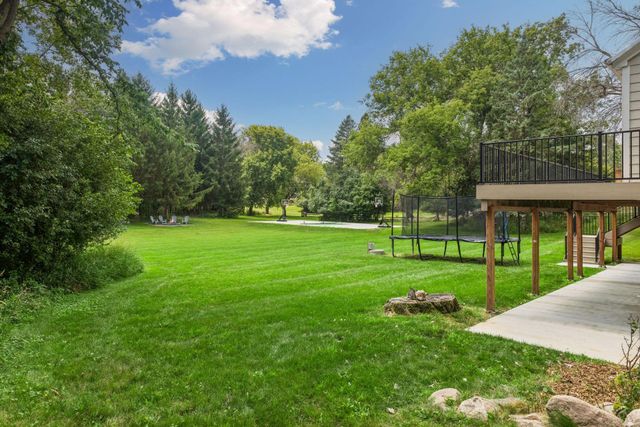 2775 White Oak Circle, Orono, MN 55356