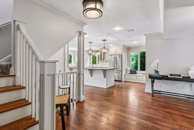 2775 White Oak Circle, Orono, MN 55356