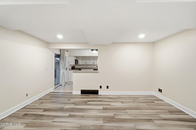 1451 Cass Road, Maumee, OH 43537