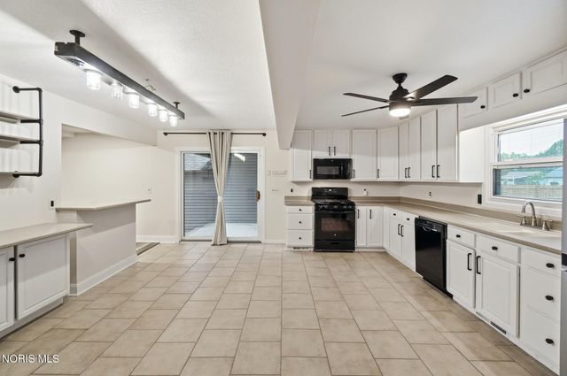 1451 Cass Road, Maumee, OH 43537