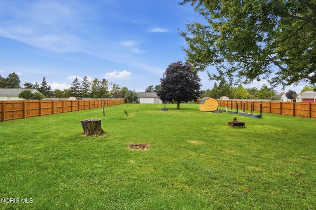 1451 Cass Road, Maumee, OH 43537