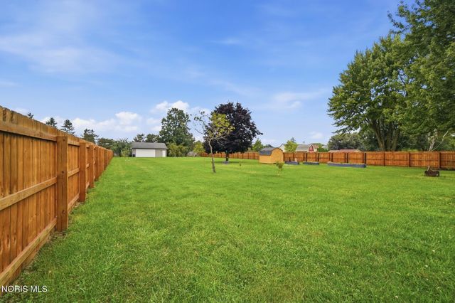 1451 Cass Road, Maumee, OH 43537