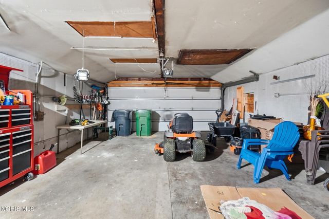 1451 Cass Road, Maumee, OH 43537