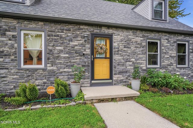 1451 Cass Road, Maumee, OH 43537