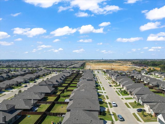 11436 Woody Creek Trail, Aubrey, TX 76227