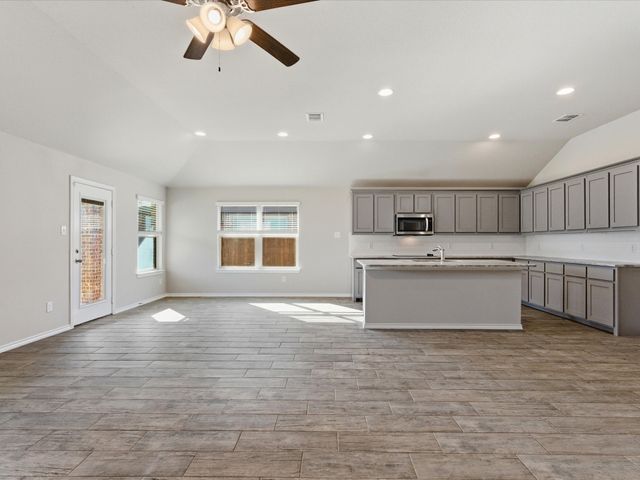 11436 Woody Creek Trail, Aubrey, TX 76227