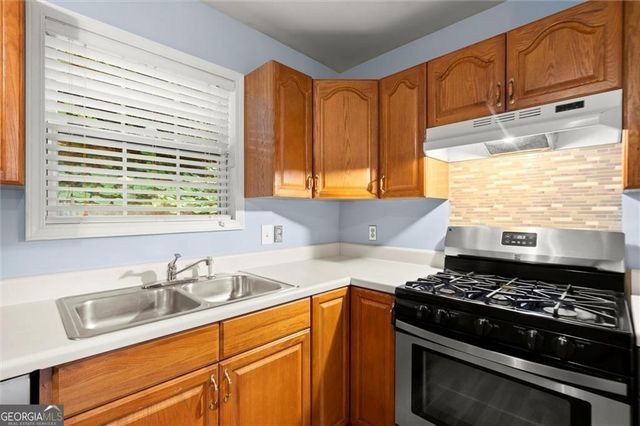 164 Oxbo Road, Roswell, GA 30075