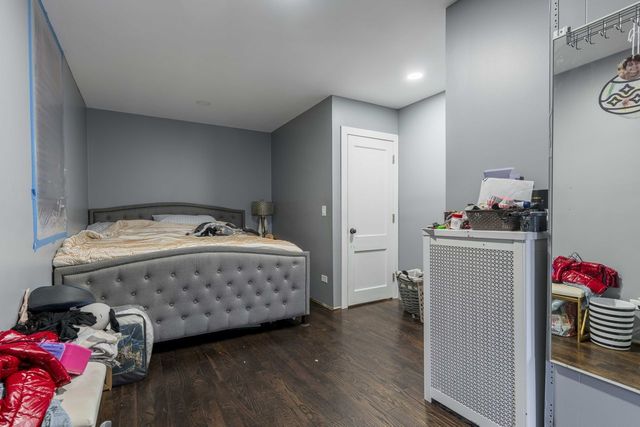 3402 W Lexington Street, Chicago, IL 60624