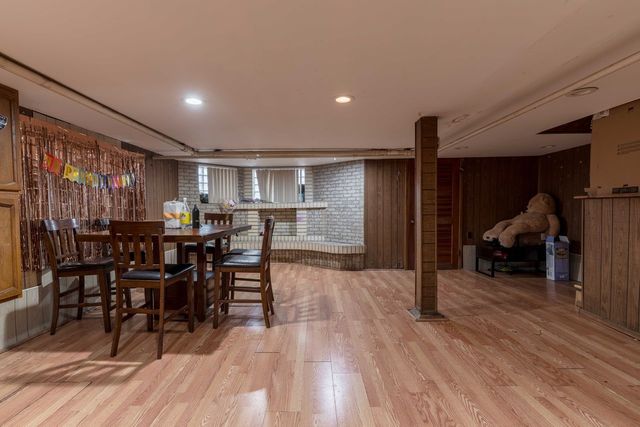 3402 W Lexington Street, Chicago, IL 60624