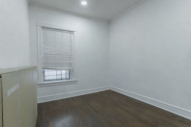 3402 W Lexington Street, Chicago, IL 60624