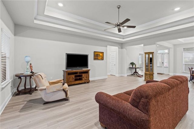 9002 Amelia Drive, Mobile, AL 36695
