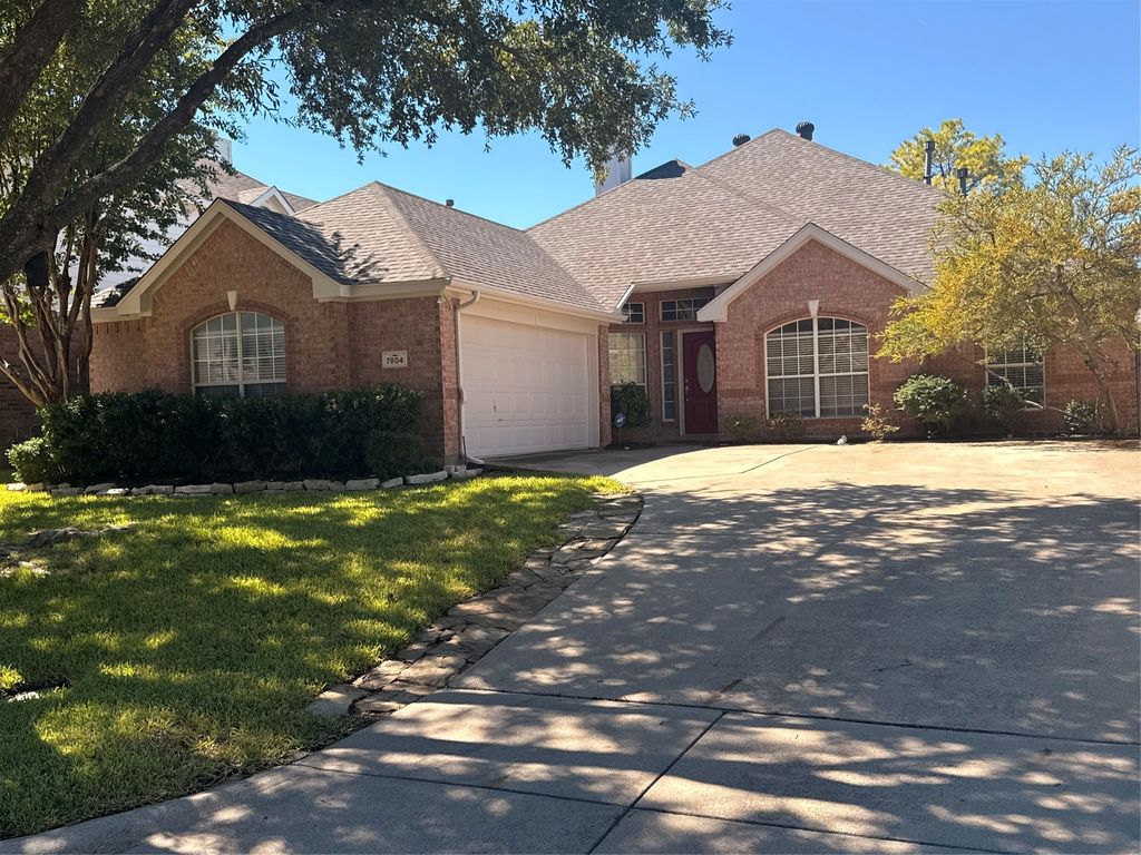 7804 Brook Meadow Lane, Fort Worth, TX 76133